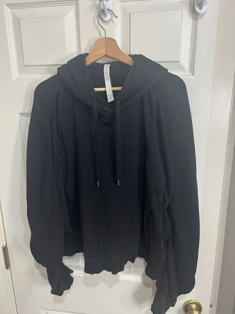 61. Lululemon black waffle athletic hoodie - Picture 6 of 11